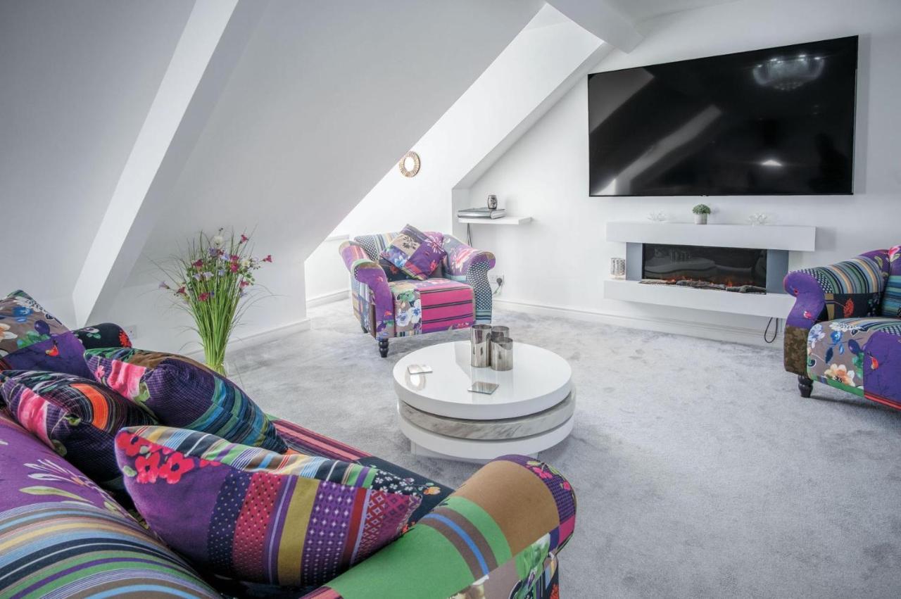 The Penthouse - Luxury 1 Bed - Panorama - Тенби Екстериор снимка