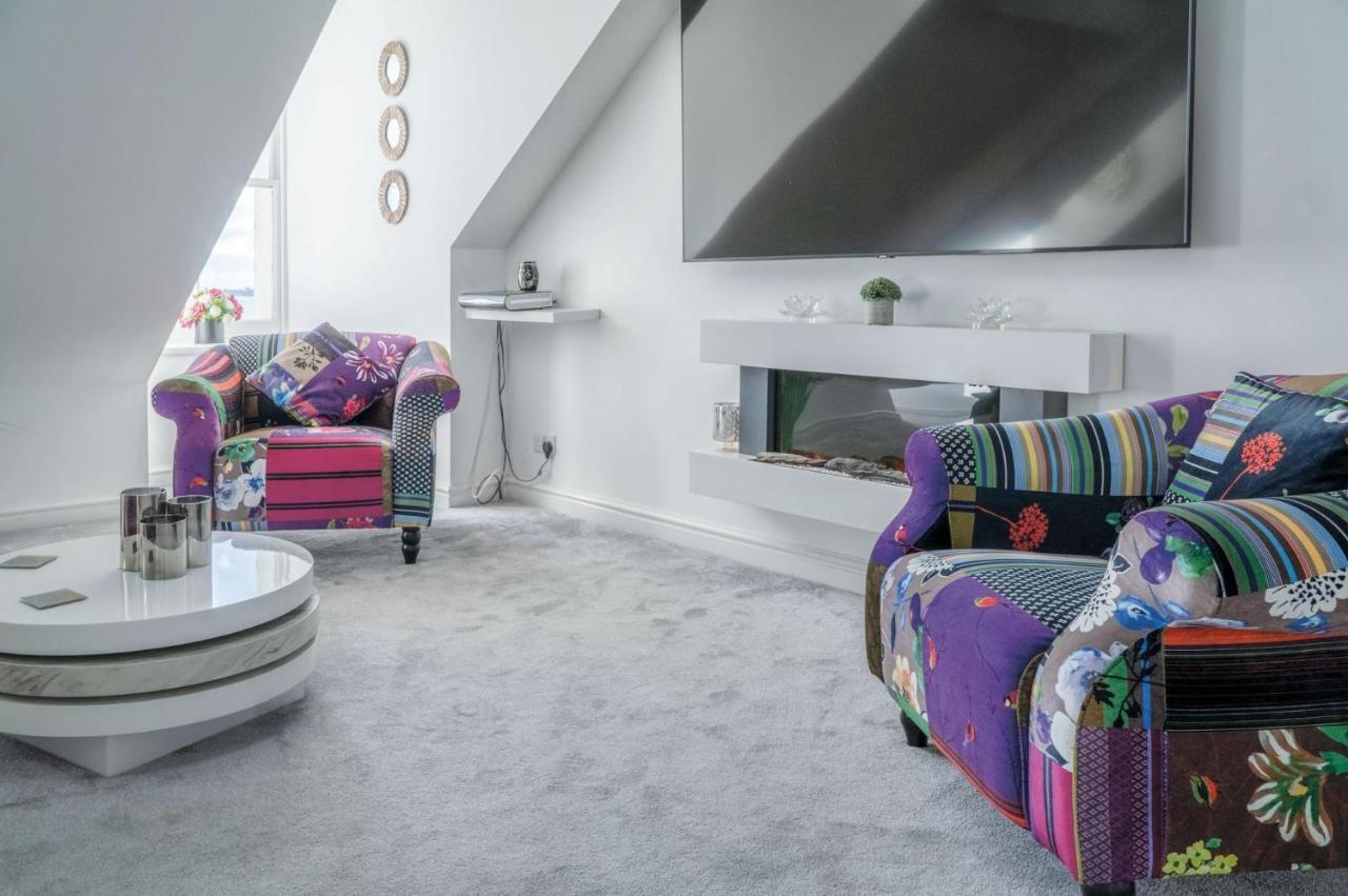 The Penthouse - Luxury 1 Bed - Panorama - Тенби Екстериор снимка