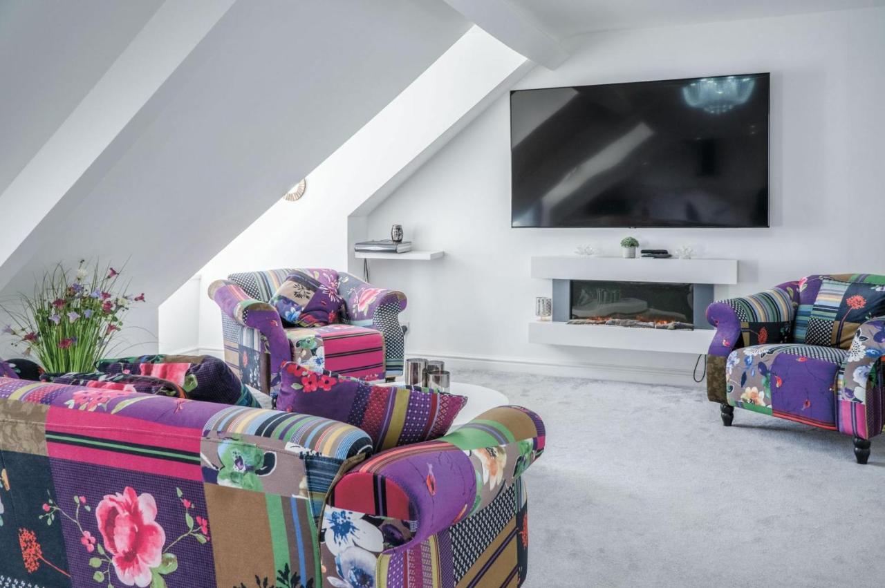 The Penthouse - Luxury 1 Bed - Panorama - Тенби Екстериор снимка